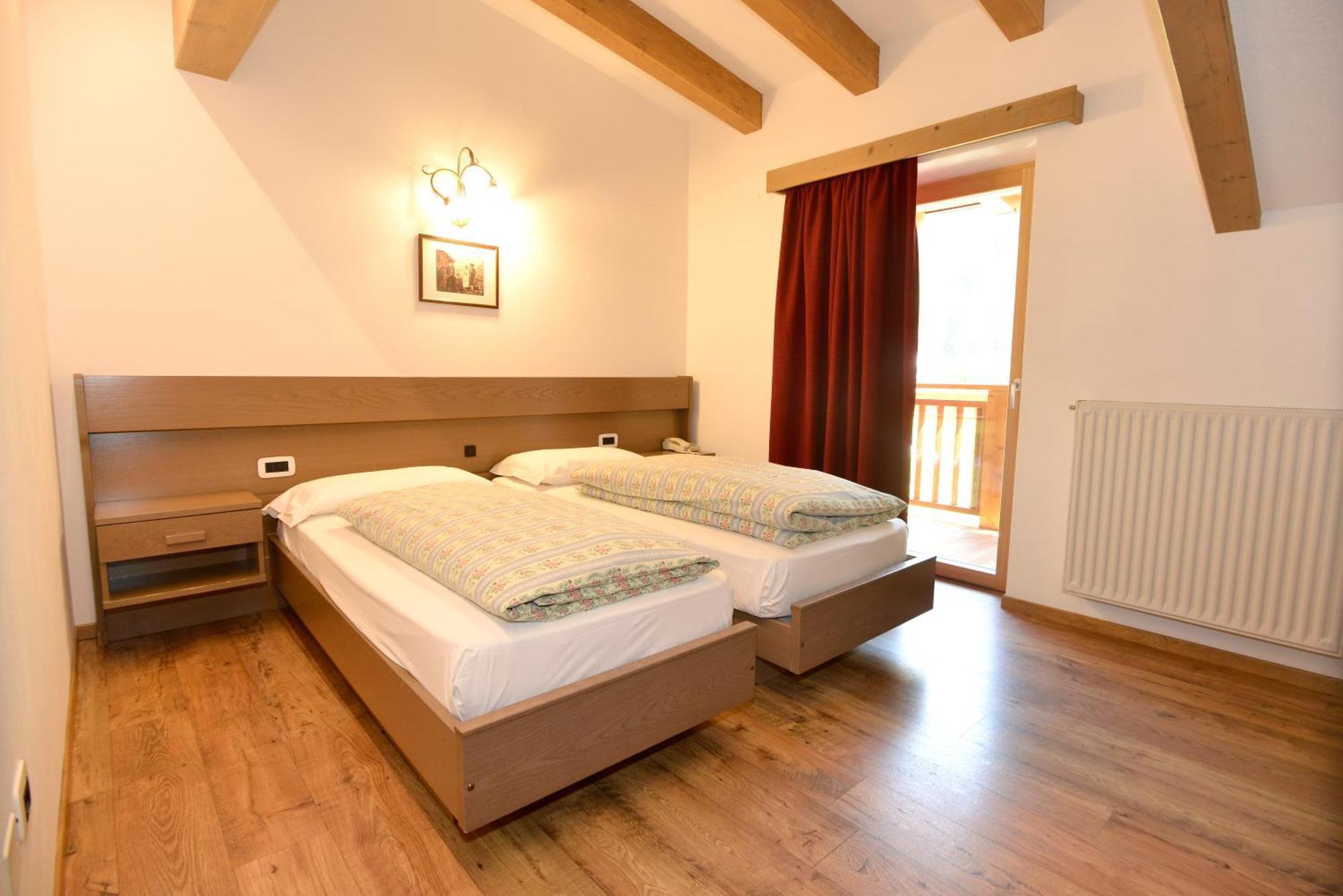 Wellness Hotel Dolomia Soraga Exterior foto